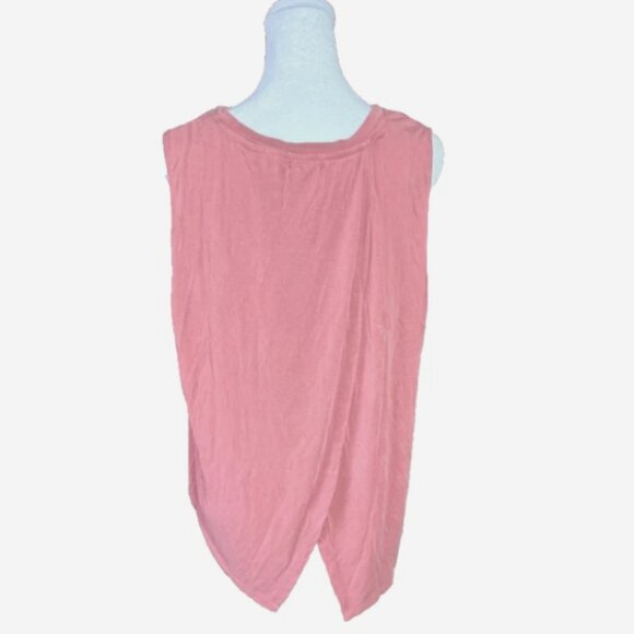 Old Navy Dark Pink Sueded Tulip-Back Tee Women’s M Short Sleeve Top - Picture 1 of 7